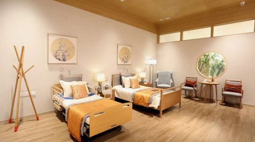 龙湖集团进军养老产业 首发 椿山万树 品牌