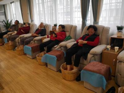 幸福!朝晖街道居家养老服务中心正式开业,养老服务再升级